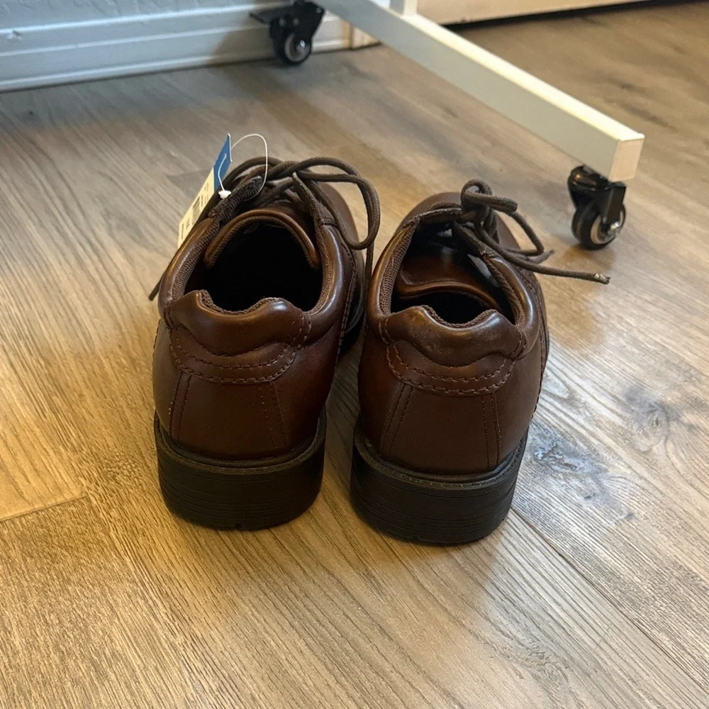 George Men's Dark Brown Oxfords NWT